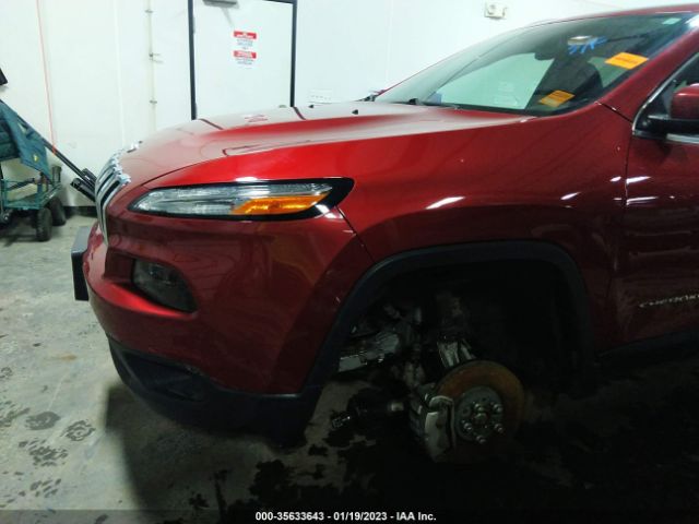 1C4PJMCS4HD217653 Jeep Cherokee Latitude