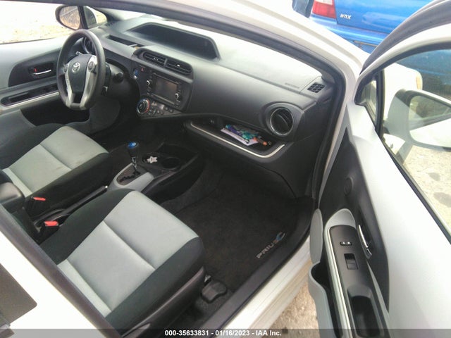 Toyota Prius C One/three/two/four 2014 JTDKDTB34E1070401 Image 6