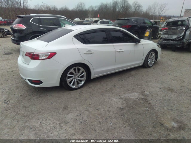 19UDE2F3XHA011031 Acura ILX