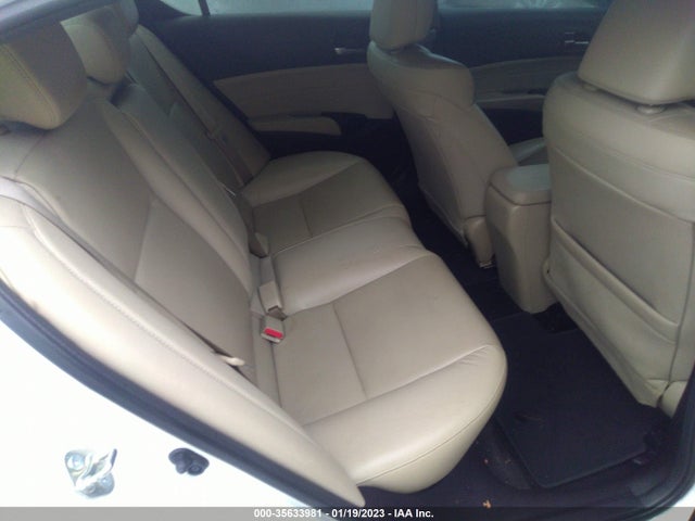 19UDE2F3XHA011031 Acura ILX