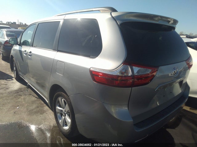2015 Toyota Sienna, VIN: 5TDKK3DC9FS672380