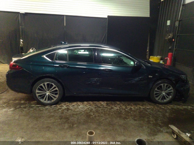 2018 Buick Regal, VIN: W04GP6SX9J1072991