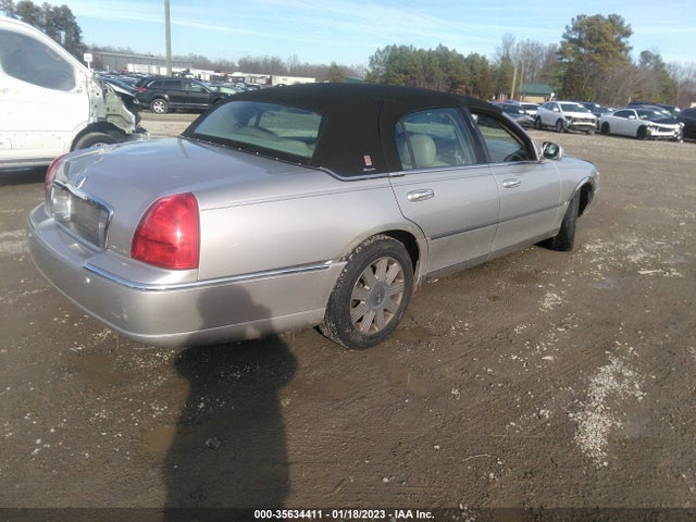 Lincoln Town Car Ultimate 2004 1LNHM83W94Y652298 Image 5