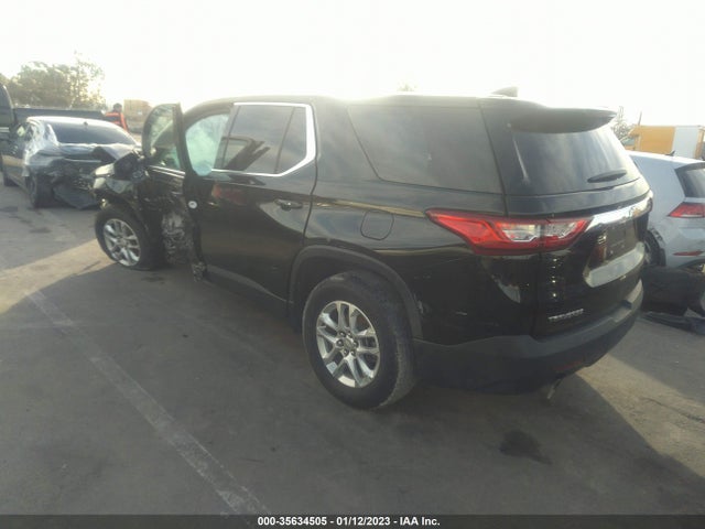 Chevrolet Traverse Ls 2018 1GNERFKW6JJ206054 Image 3