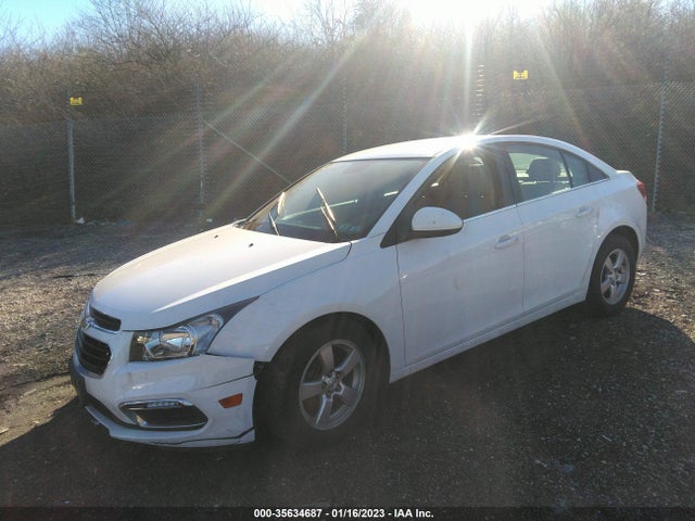 Chevrolet CRUZE LT 2015 1G1PC5SB3F7132342 Image 2