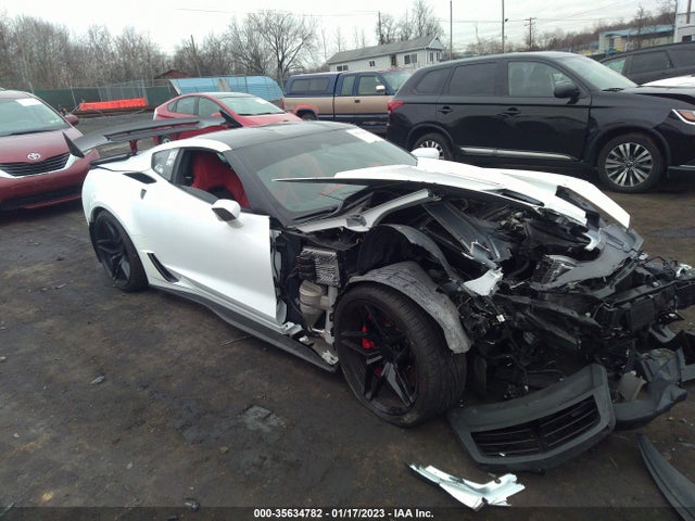 2018 Chevrolet Corvette, VIN: 1G1YT2D68J5601819