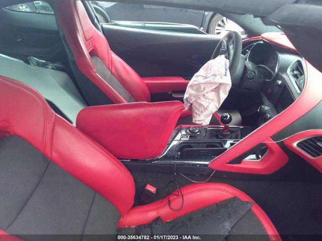 2018 Chevrolet Corvette, VIN: 1G1YT2D68J5601819
