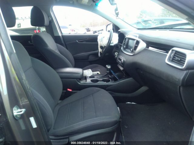 5XYPGDA50KG608335 KIA Sorento S V6
