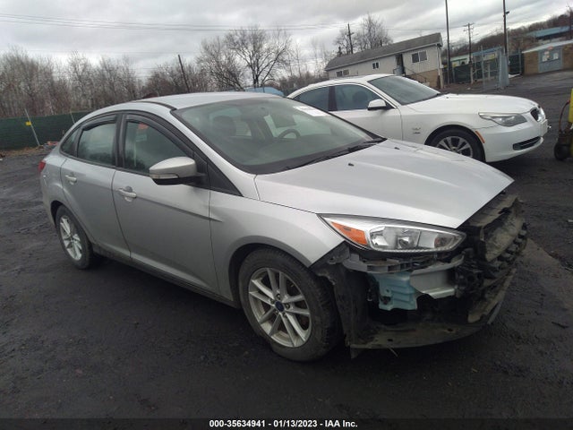 2017 Ford Focus, VIN: 1FADP3F23HL326835