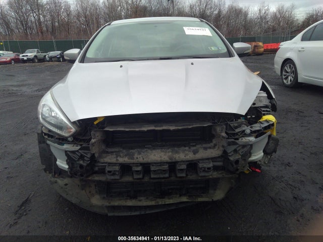2017 Ford Focus, VIN: 1FADP3F23HL326835
