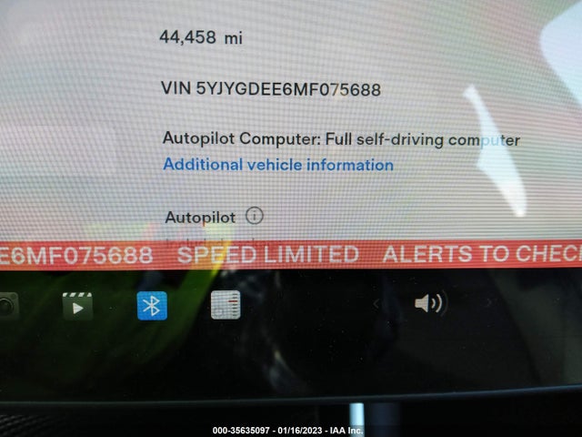 Tesla Model Y Long Range 2021 5YJYGDEE6MF075688 Image 8