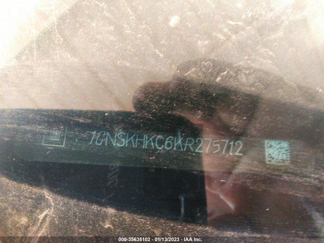 2019 Chevrolet Suburban, VIN: 1GNSKHKC6KR275712