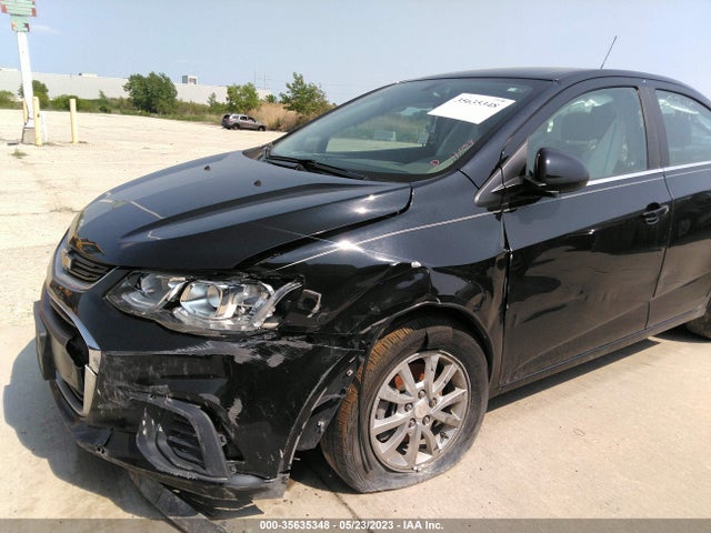 Chevrolet SONIC LT 2018 1G1JD5SH5J4140296 Image 6