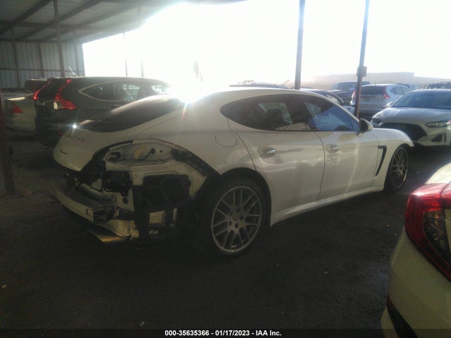 2014 Porsche Panamera, VIN: WP0AA2A70EL015239