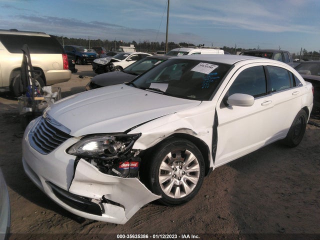 1C3CCBABXEN124176 Chrysler 200 LX