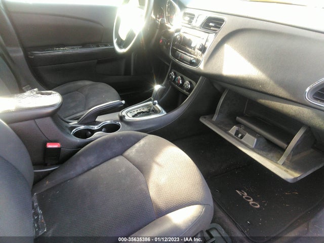 1C3CCBABXEN124176 Chrysler 200 LX