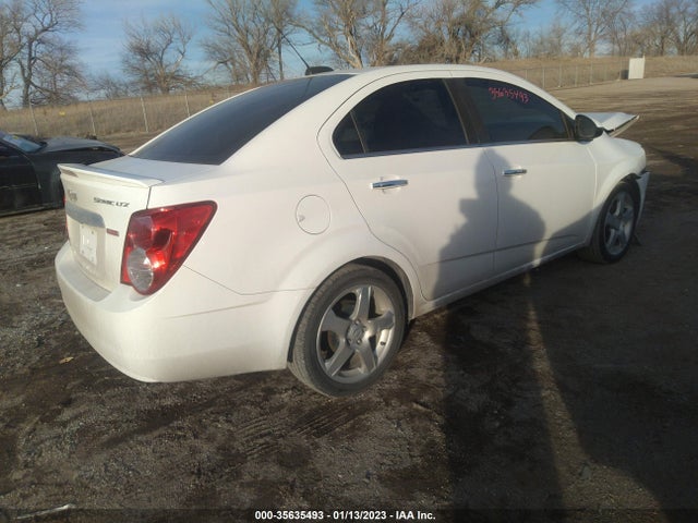 Chevrolet SONIC LTZ 2015 1G1JE5SB4F4104261 Image 4
