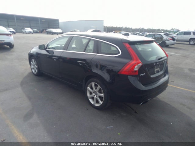 2016 Volvo V60, VIN: YV140MEM3G1293623
