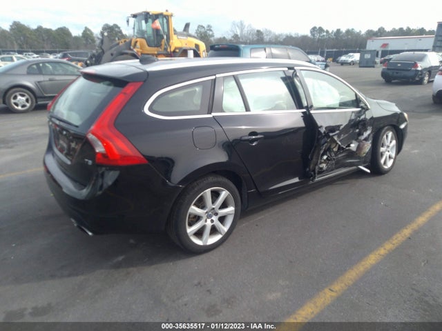 2016 Volvo V60, VIN: YV140MEM3G1293623
