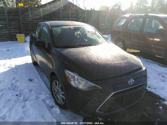 2017 Toyota Yaris, VIN: 3MYDLBYV8HY194896