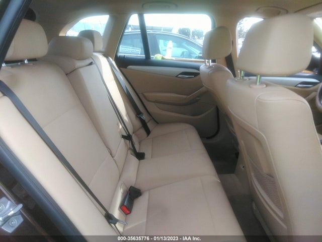 2015 BMW X1, VIN: WBAVM1C52FV497794