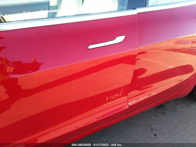 2018 Tesla 3, VIN: 5YJ3E1EB8JF055314