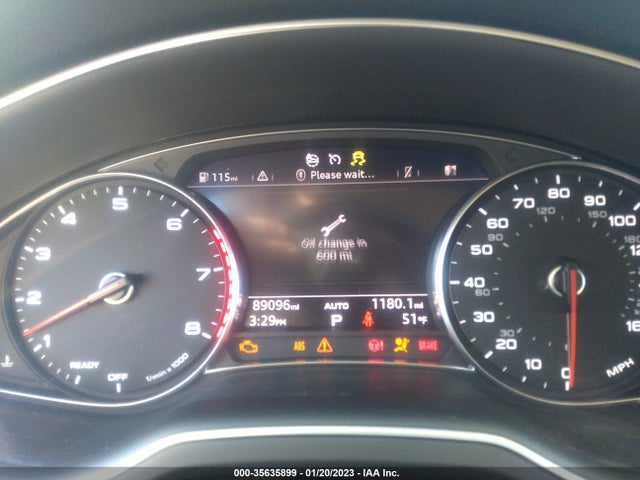 Audi Q7 Premium Plus 2017 WA1LAAF75HD006797 Image 9