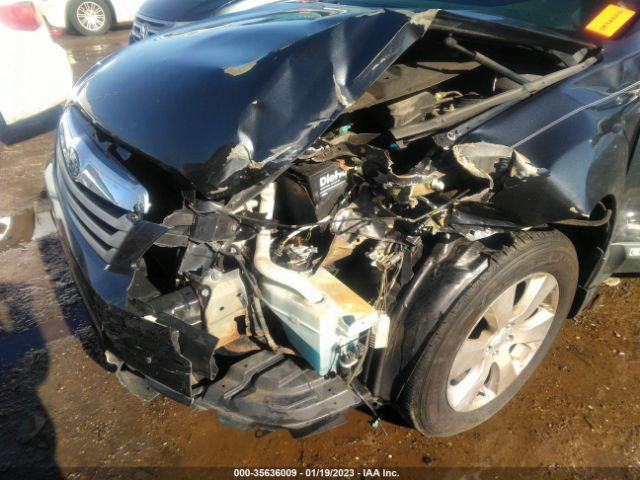 4S4BRCKC0B3388769 Subaru Outback 2.5i Limited Pwr Moon