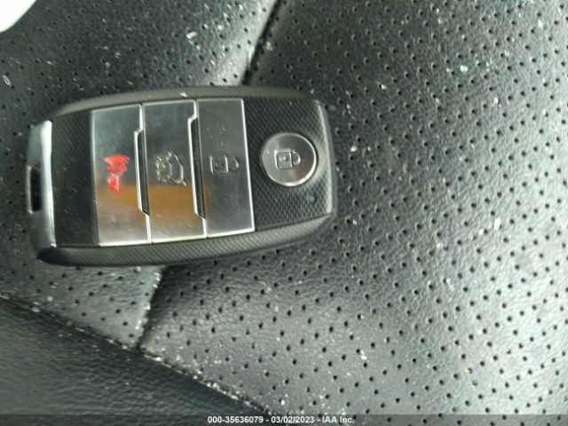 5XYPHDA57JG400626 KIA Sorento Ex V6