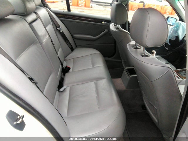 BMW 3 Series 330xi 2003 WBAEW53443PG23035 Image 9