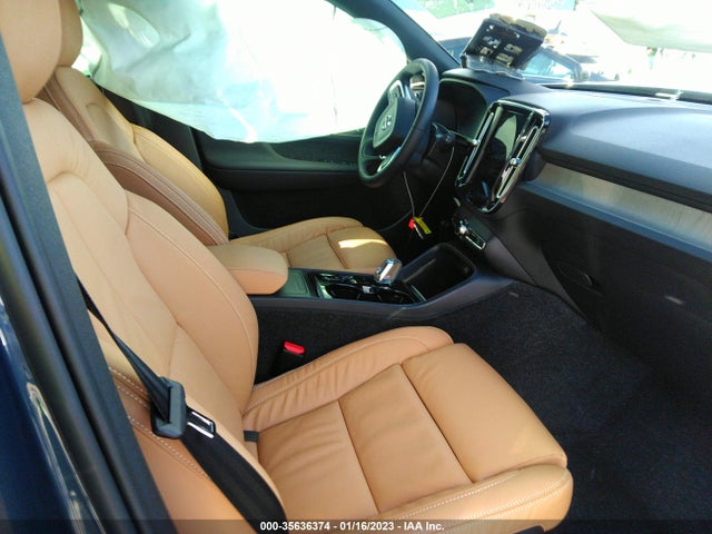 2022 Volvo XC40, VIN: YV4162ULXN2787020