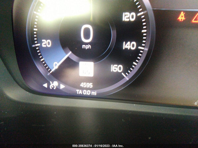 2022 Volvo XC40, VIN: YV4162ULXN2787020