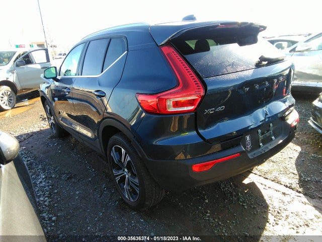 2022 Volvo XC40, VIN: YV4162ULXN2787020