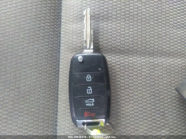 3KPFK4A74HE032234 KIA FORTE LX