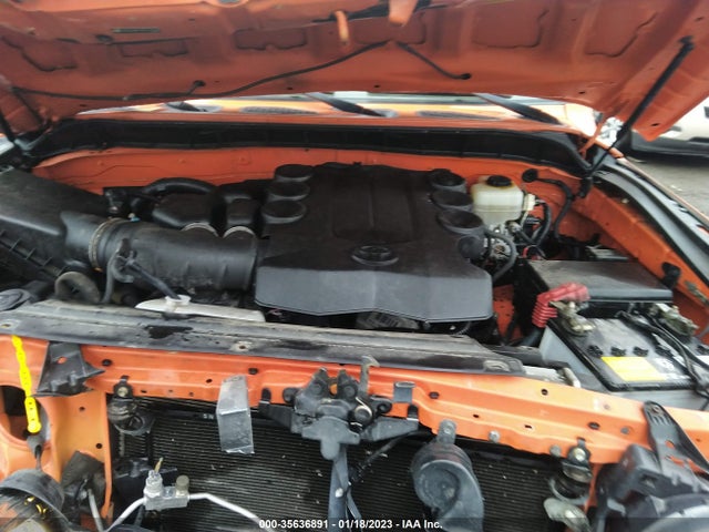 2014 Toyota FJ Cruiser, VIN: JTEBU4BF9EK198798