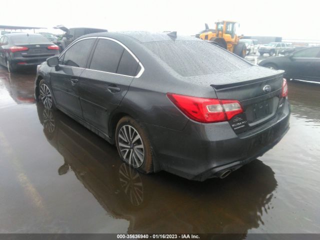 4S3BNAF67J3029331 Subaru Legacy Premium