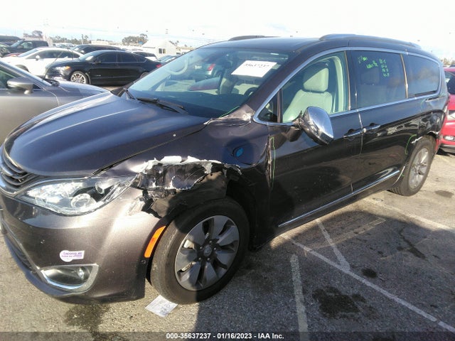 2017 Chrysler Pacifica Hybrid, VIN: 2C4RC1N75HR712533