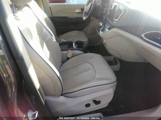 2017 Chrysler Pacifica Hybrid, VIN: 2C4RC1N75HR712533