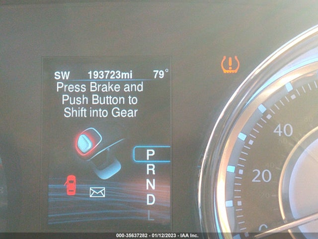 2013 CHRYSLER 300 VIN: 2C3CCAAGXDH561267