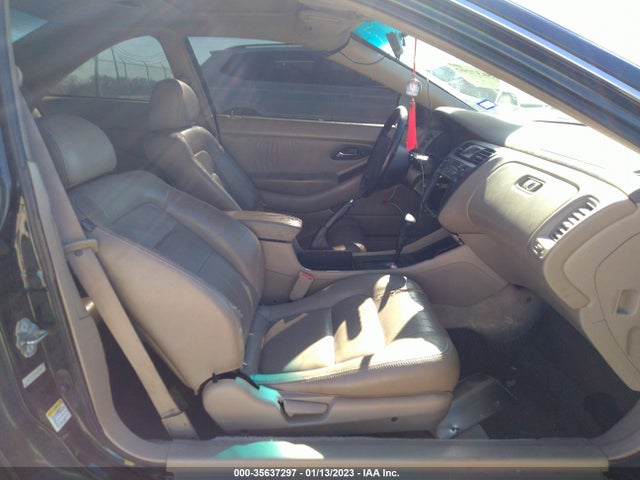 2000 HONDA ACCORD CPE EX W/LEATHER VIN: 1HGCG2255YA024640