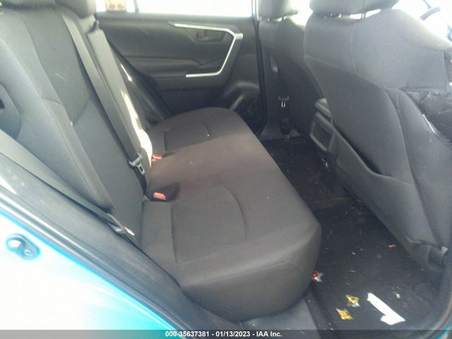 Toyota RAV4 LE 2019 2T3H1RFV8KW013357 Image 9