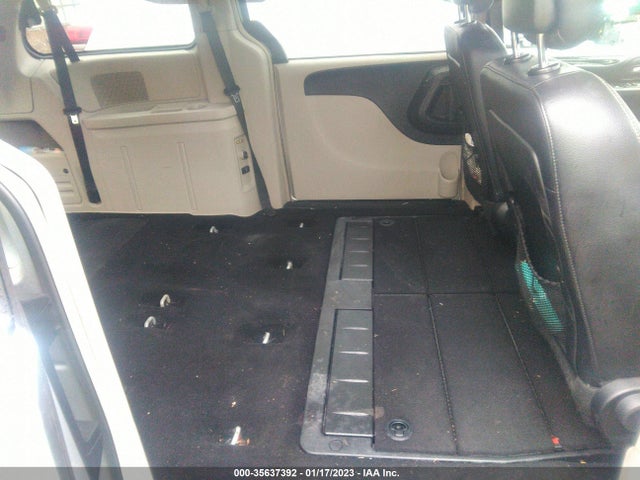 2C4RC1BG7CR348824 Chrysler Town & Country