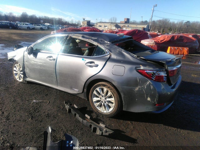 JTHBW1GG6F2088239 Lexus ES 300H