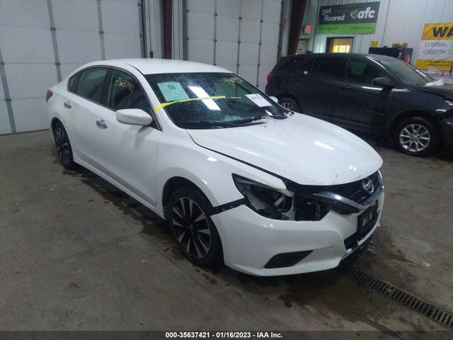 2018 Nissan Altima, VIN: 1N4AL3AP0JC264589