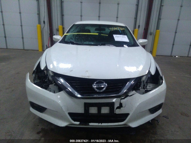 2018 Nissan Altima, VIN: 1N4AL3AP0JC264589