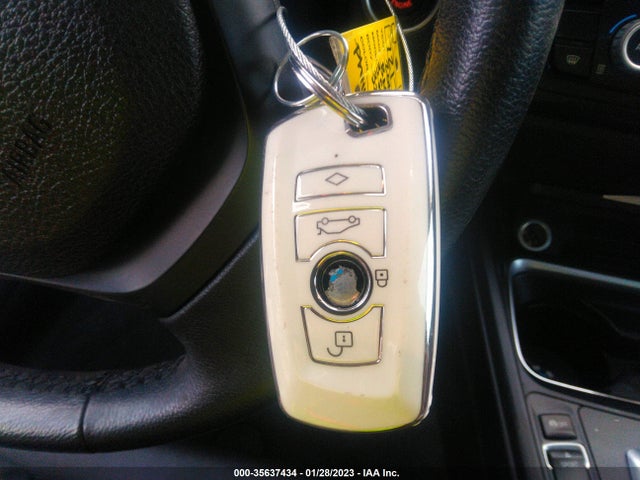 BMW 3 Series 320i 2014 WBA3B1G5XENS78796 Image 3