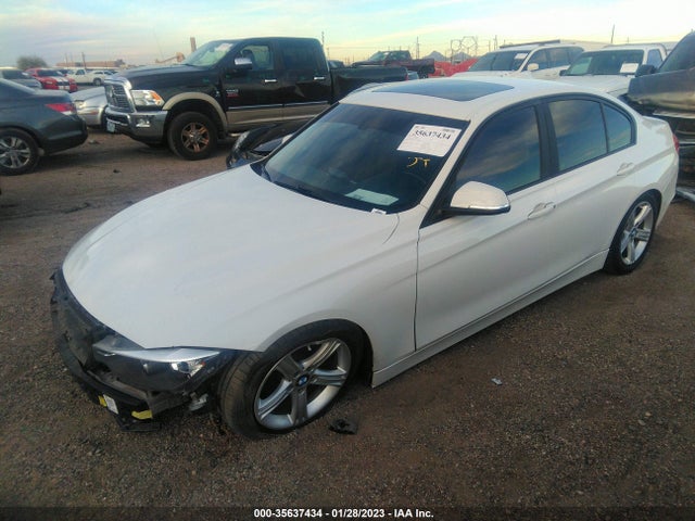 BMW 3 Series 320i 2014 WBA3B1G5XENS78796 Image 2