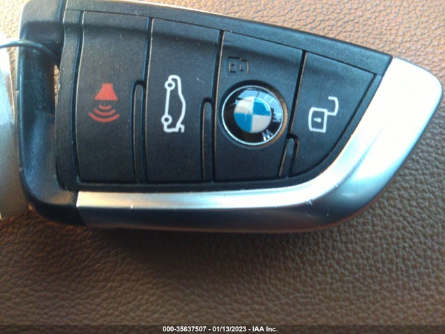 BMW 3 Series 330i 2021 3MW5R1J03M8B73021 Image 11