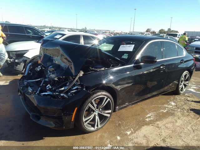 BMW 3 Series 330i 2021 3MW5R1J03M8B73021 Image 2
