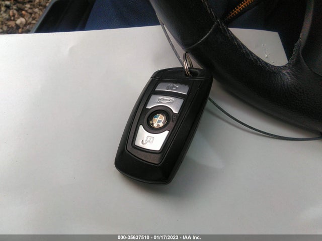 35637510 :رقم المزاد ، WBAXH5C57CDW07986 vin ، 2012 Bmw 5 Series 528i Xdrive مزاد بيع
